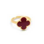 Clover Ring